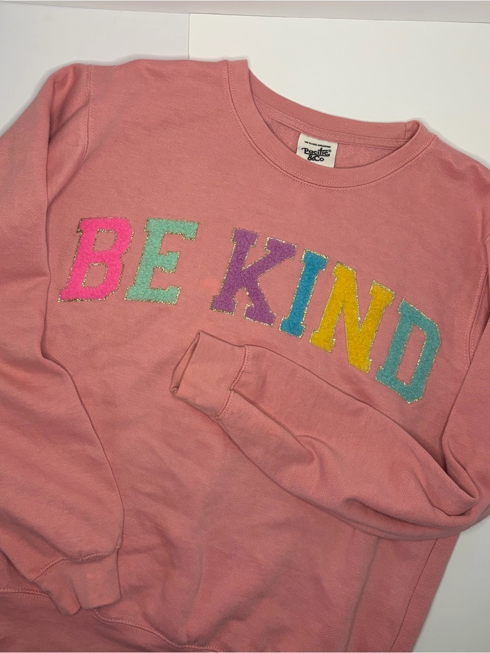 Pacific & Co. Women’s “Be Kind” Graphic Sweatshirt - Pink